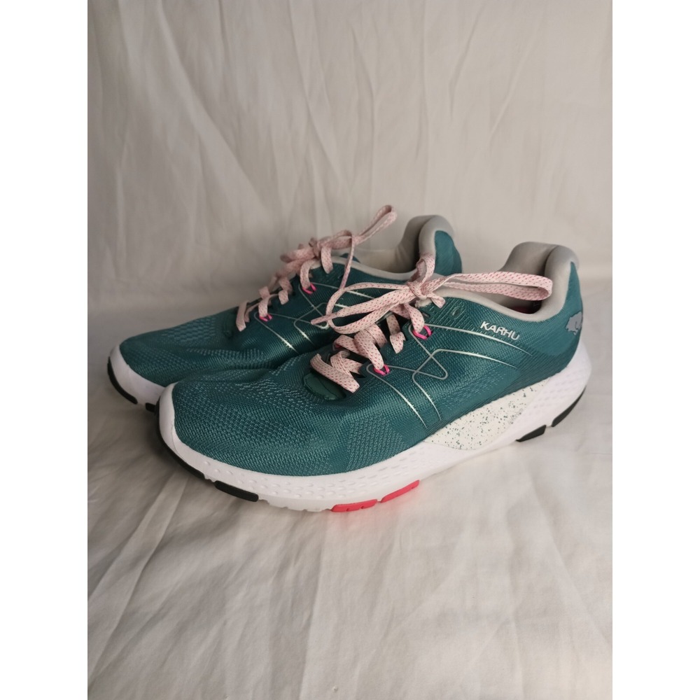 Karhu Size 8.5 Women's Running Shoe. Ikoni 2020.‎ Dark Teal And Pink.